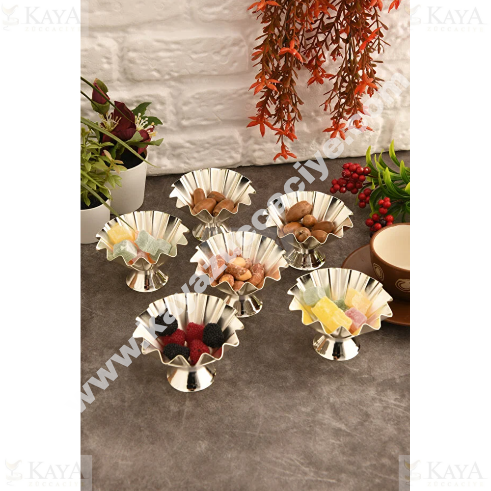 CNM PRES LOKUMLUK ZANO AYAKLI GÜMÜŞ MİNİ TIRTIKLI LOKUMLUK 5x7,5 CM