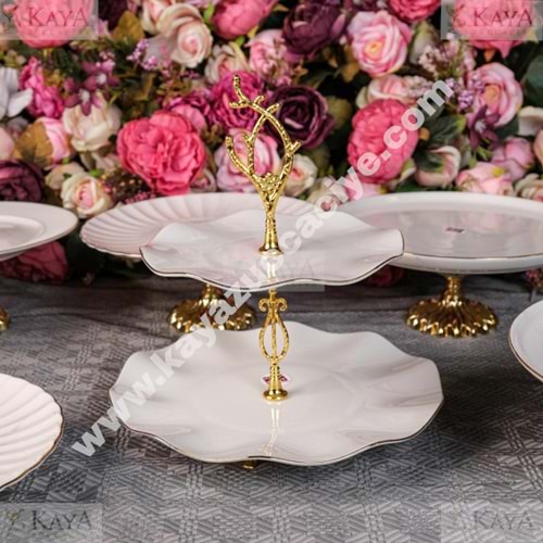 DRT KATLI KURABİYELİK NESRİN MODEL ALTIN YALDIZLI 27x27 CM 1*12