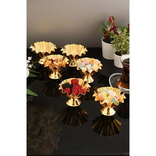 CNM PRES LOKUMLUK ZANO AYAKLI ALTIN MİNİ TIRTIKLI LOKUMLUK 5x7,5 CM