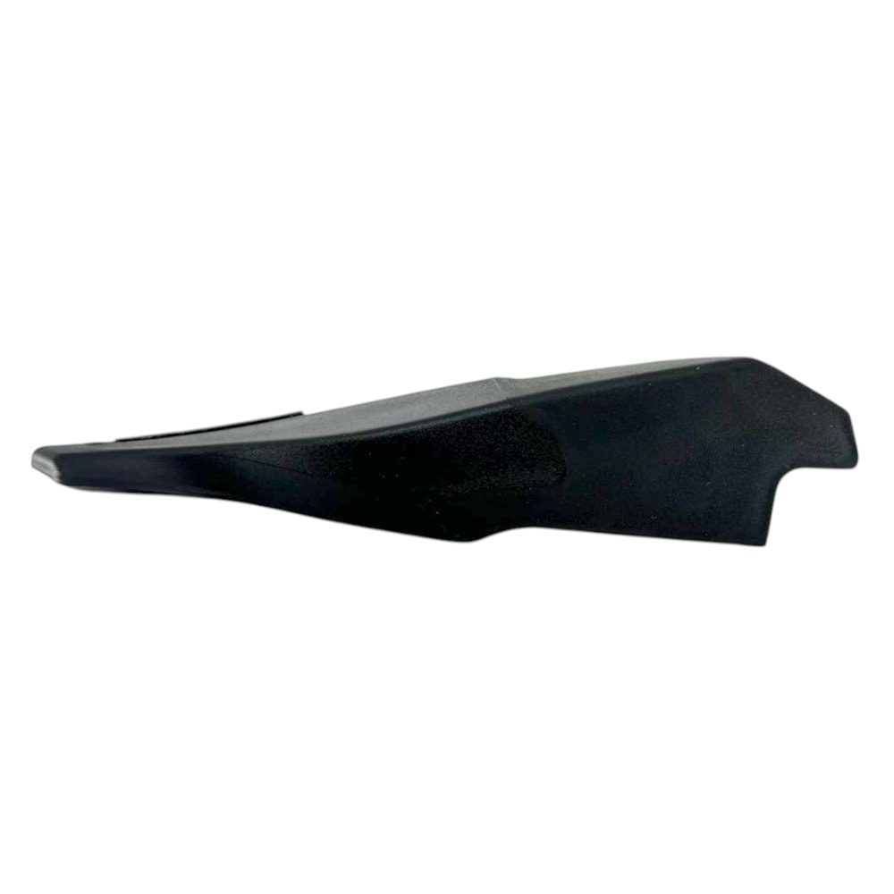 SANDERO SOL ÖN CAM IZGARA PLASTİĞİ