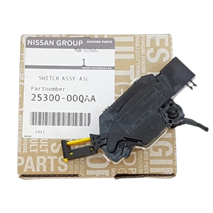 QASHQAİ J11 PEDAL KONTAKTÖRÜ