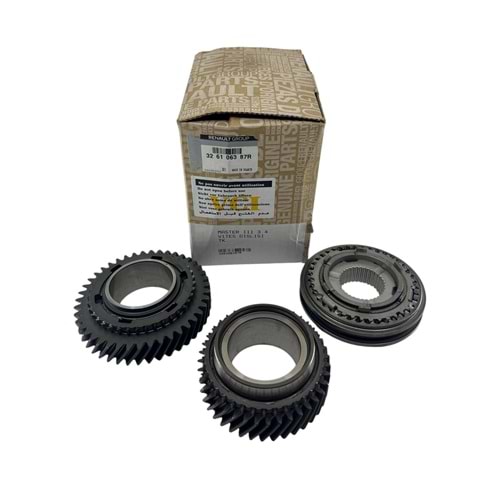 MASTER II MASTER III 3. VE 4. VİTES DİŞLİSİ SENKROMENÇ TK